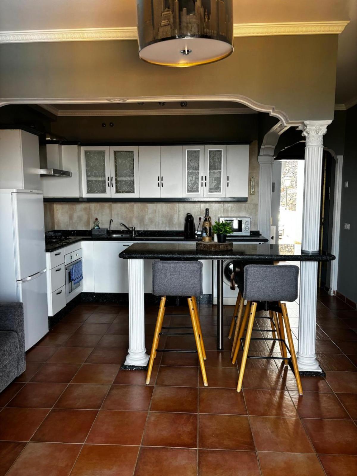 Apartamento Hans San Antonio  المظهر الخارجي الصورة
